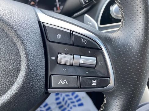 Used 2023 Genesis G70 3.3T w/ Sport Prestige Package image 32