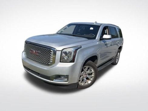 Used 2017 GMC Yukon SLT w/ Open Road Package RWD image 1