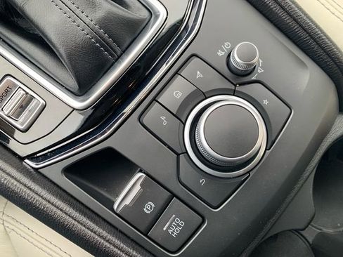 Used 2025 MAZDA CX-5 AWD 2.5 S w/ Preferred Package image 36