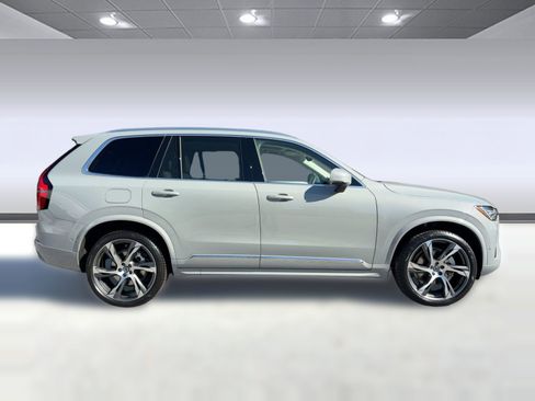 New 2026 Volvo XC90 B6 Ultra image 8