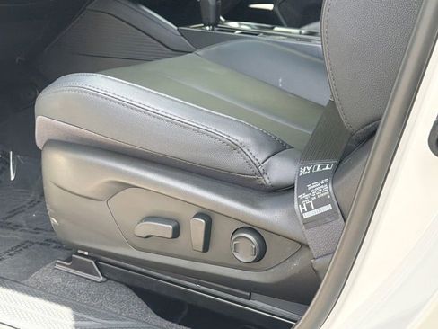 Certified 2026 Subaru Outback Premium AWD/4WD image 18