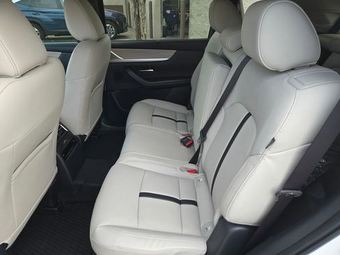 New 2026 MAZDA CX-90 3.3 Turbo w/ Preferred Package image 17