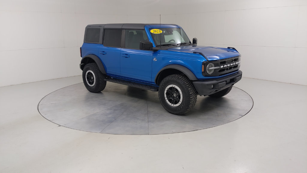 Used 2023 Ford Bronco Outer Banks w/ Sasquatch Package AWD/4WD image 10