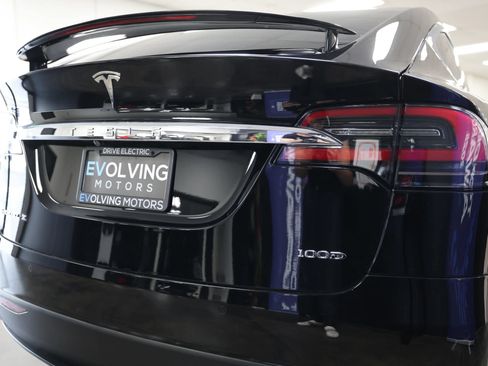Used 2018 Tesla Model X 100D AWD/4WD image 19