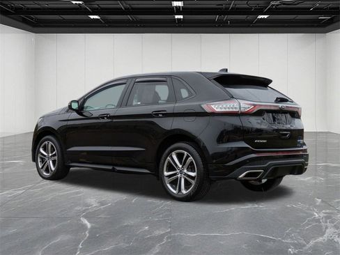 Used 2018 Ford Edge Sport w/ Equipment Group 401A image 3