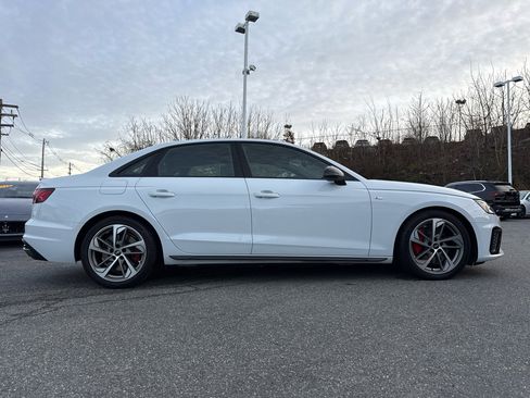 Used 2023 Audi A4 2.0T Premium Plus w/ Premium Plus Package image 11