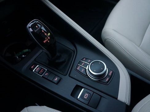 Used 2022 BMW X1 xDrive28i image 16