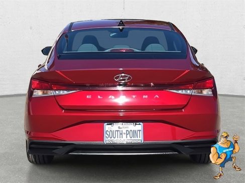 Certified 2023 Hyundai Elantra SEL w/ Convenience Package image 6