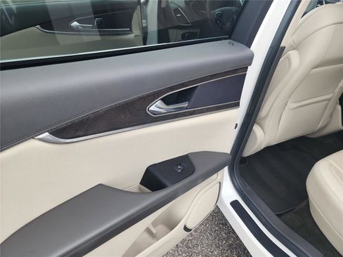 Used 2017 Lincoln MKX Select w/ Select Plus Package image 15