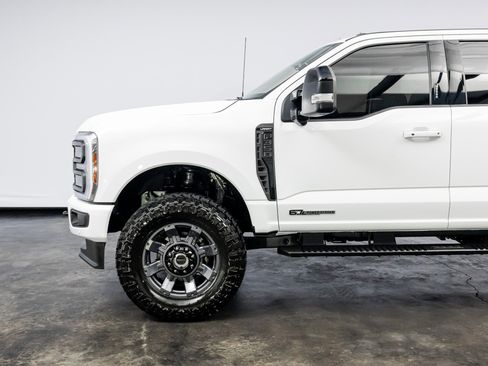 Used 2024 Ford F350 Lariat w/ Lariat Ultimate Package image 10