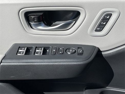 Certified 2025 Honda Pilot EX-L image 23