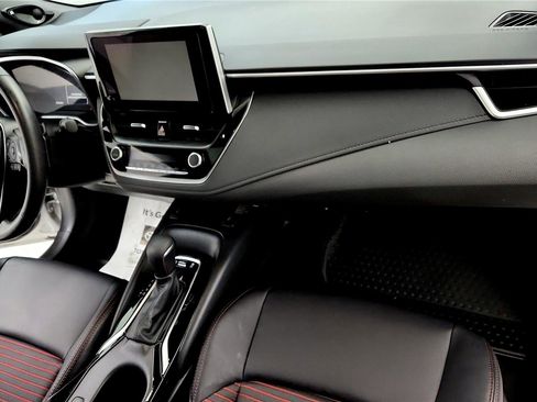 Certified 2024 Toyota Corolla XSE image 28