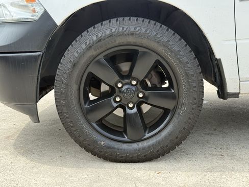 Used 2020 RAM 1500 Tradesman RWD image 12