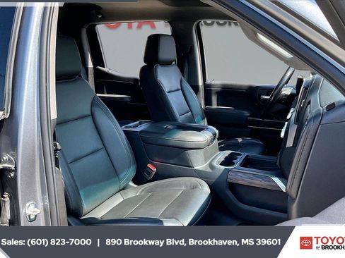 Used 2020 GMC Sierra 1500 SLT RWD image 6