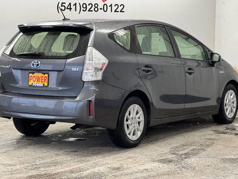 Used 2012 Toyota Prius V Three image 3