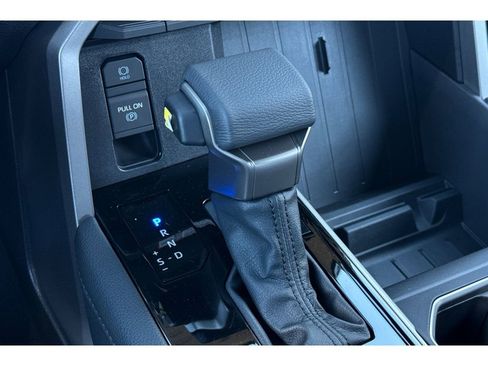 New 2026 Toyota Tundra Limited AWD/4WD image 22