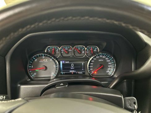 Used 2018 Chevrolet Silverado 1500 LT w/ All Star Edition AWD/4WD image 13