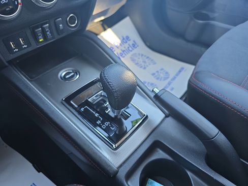 Used 2025 Mitsubishi Outlander Sport SE image 27