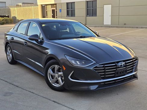 Used 2021 Hyundai Sonata SE FWD image 3