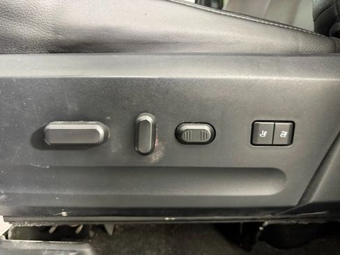 Used 2017 Ford Expedition XLT w/ Equipment Group 202A image 33