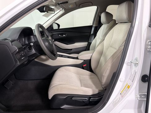 Used 2025 Honda Accord LX image 5