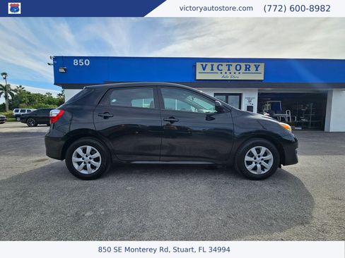 Used 2013 Toyota Matrix S image 9