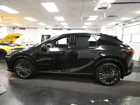 Used 2023 Lexus RX 350 AWD w/ Accessory Package image 5