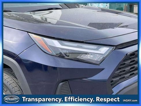 Used 2025 Toyota RAV4 XLE AWD/4WD image 10