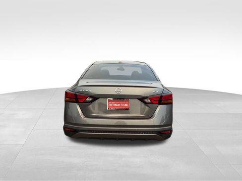 Used 2021 Nissan Altima 2.5 SV FWD image 6