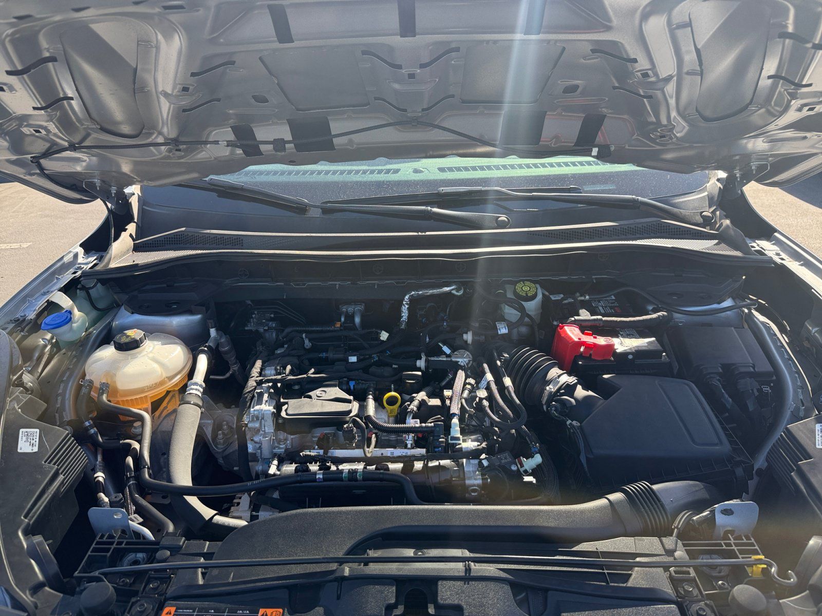 Certified 2022 Ford Escape SE w/ SE Sport Appearance Package FWD image 20