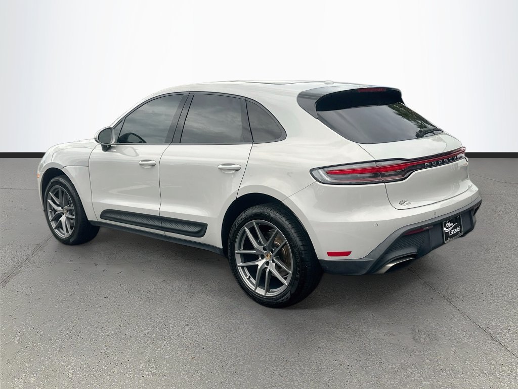 Used 2023 Porsche Macan AWD/4WD image 5