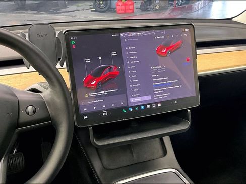 Used 2022 Tesla Model 3 Long Range AWD/4WD image 5