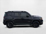 Used 2018 Jeep Renegade Latitude w/ Cold Weather Group image 4