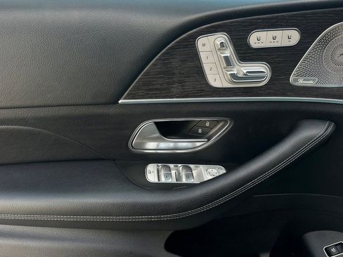 Certified 2022 Mercedes-Benz GLS 450 4MATIC image 24