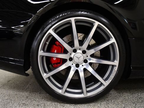 Used 2014 Mercedes-Benz SL 63 AMG image 30