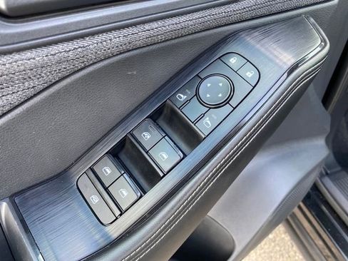 Used 2021 Nissan Rogue S image 16