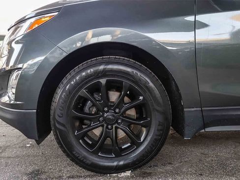 Used 2020 Chevrolet Equinox LS w/ LS Convenience Package image 11