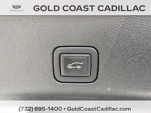 Used 2024 Cadillac Escalade Premium Luxury AWD/4WD image 18