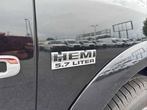 Used 2011 RAM 1500 Laramie AWD/4WD image 8