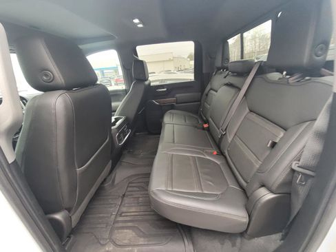 Used 2020 GMC Sierra 3500 Denali w/ Denali Ultimate Package image 11