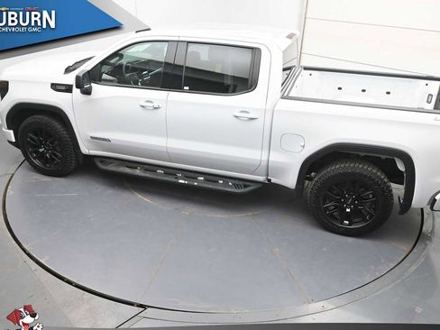 Used 2023 GMC Sierra 1500 Elevation AWD/4WD image 29