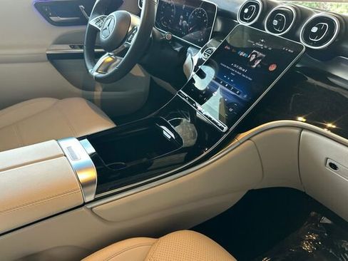 Certified 2025 Mercedes-Benz GLC 300 image 19