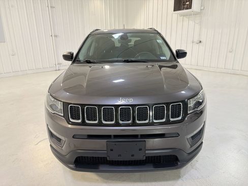 Used 2018 Jeep Compass Sport image 30