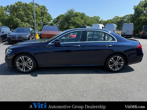 Used 2021 Mercedes-Benz E 350 4MATIC Sedan image 5
