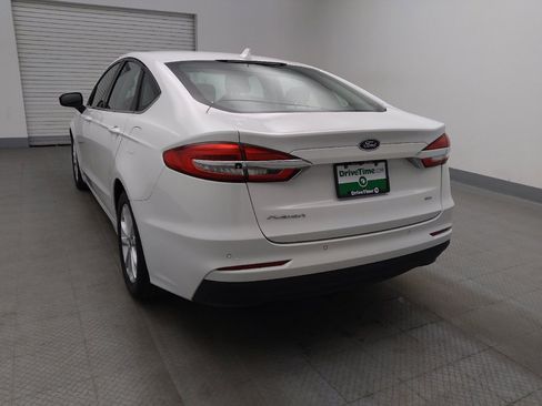 Used 2019 Ford Fusion SE FWD image 6