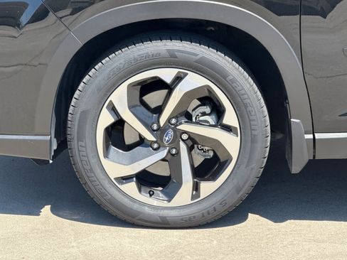Certified 2024 Subaru Forester Touring AWD/4WD image 26