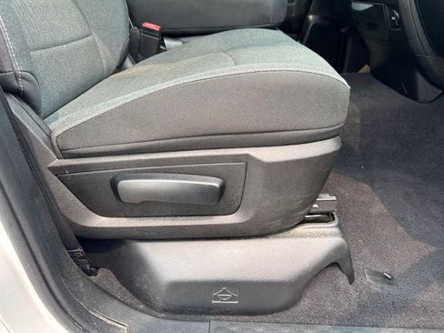 Used 2021 RAM 1500 Warlock AWD/4WD image 32