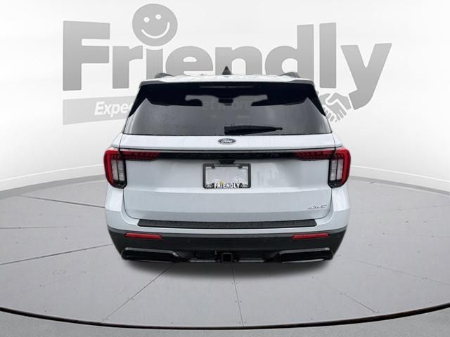 Used 2026 Ford Explorer ST-Line w/ ST-Line Street Pack AWD/4WD image 7