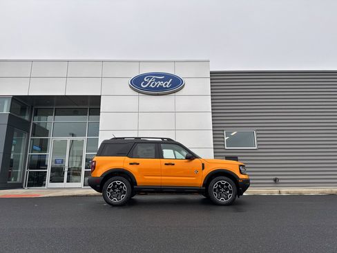 New 2026 Ford Bronco Sport Outer Banks AWD/4WD image 10