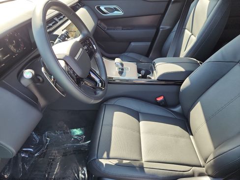 New 2026 Land Rover Range Rover Velar Dynamic SE image 23